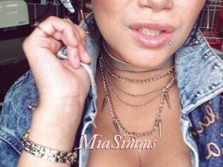 MiaSimms