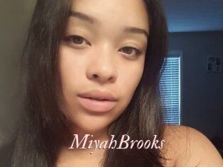 Miyah_Brooks